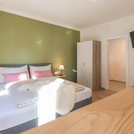 Domizil Ausseerland 酒店 奥尔陶斯